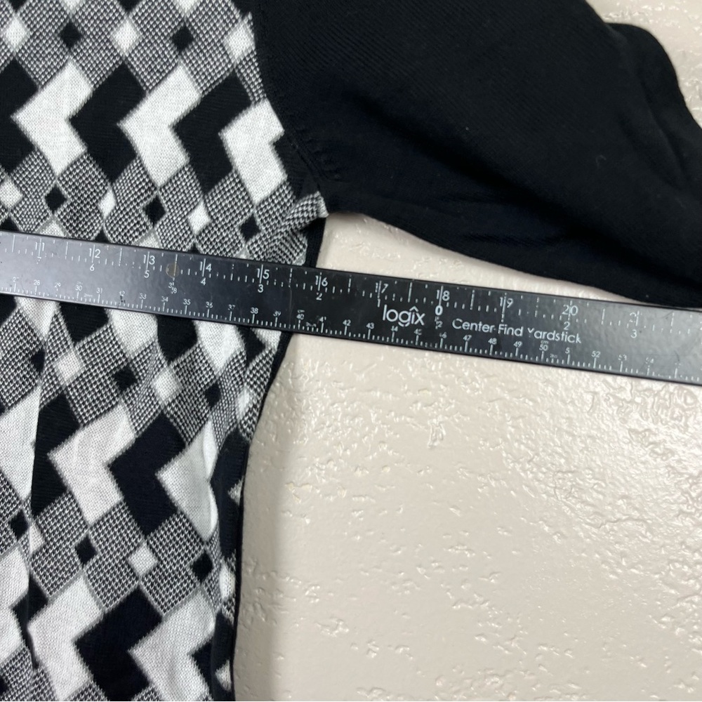 5 for $30 Preston &‎ York long sleeve black white sweater size small - Picture 10 of 16